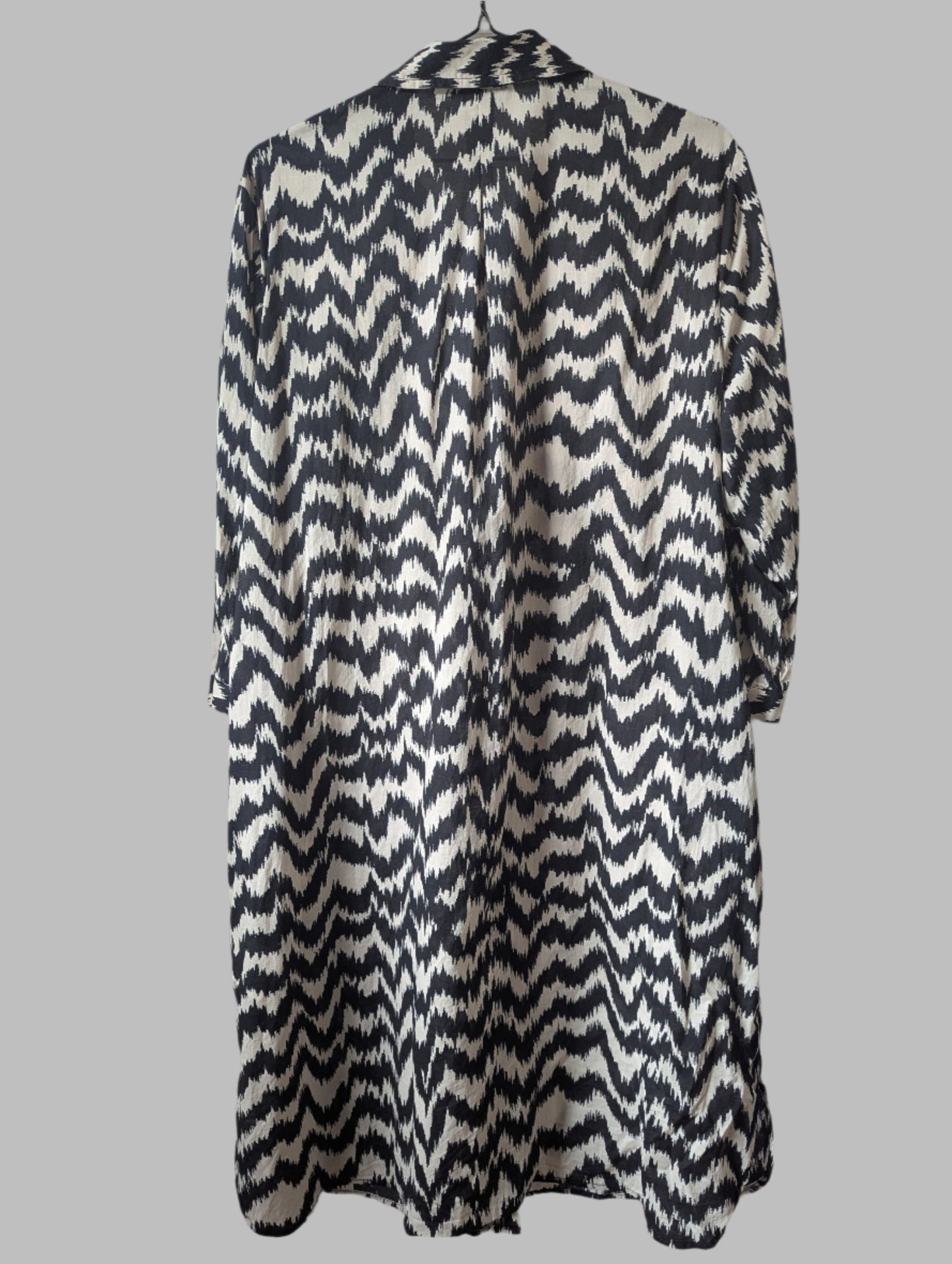 Back view of the relaxed fit Olsen cotton zebra print midi dress, showcasing the longline silhouette and clean collar design.